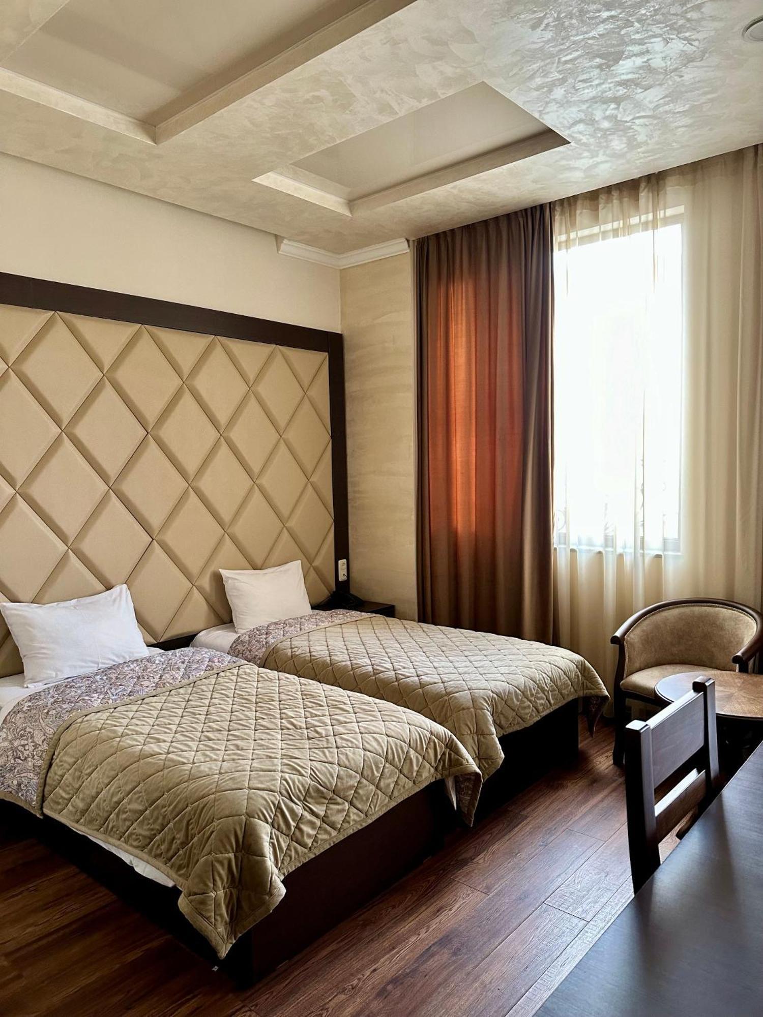 Hotel Partiez يريفان المظهر الخارجي الصورة