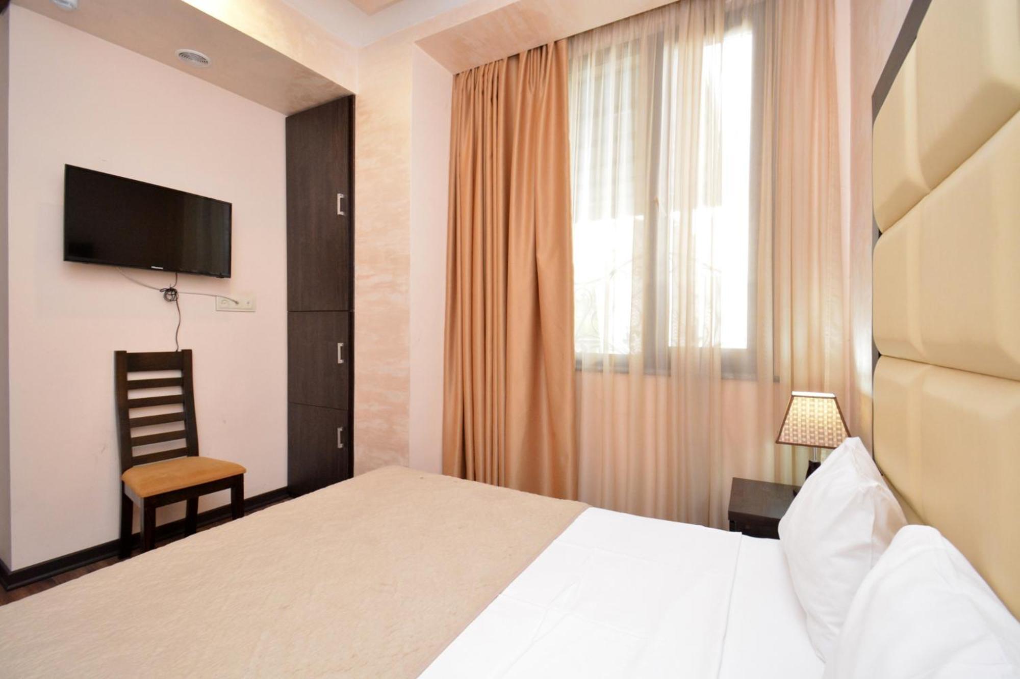 Hotel Partiez يريفان المظهر الخارجي الصورة
